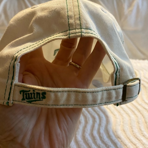MLB Minnesota Tins White Hat w Green Logo & Stitching & Shamrock / Adjustable - Picture 6 of 14